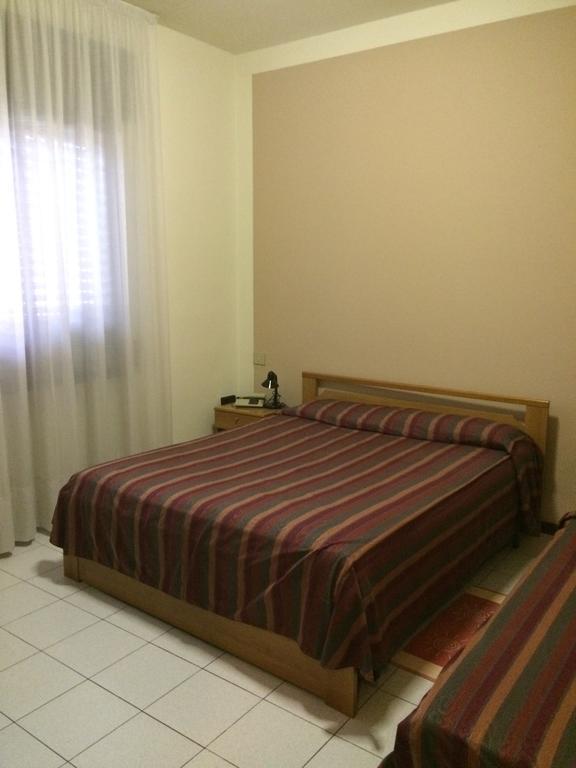 Albergo Cristallo Cittiglio Εξωτερικό φωτογραφία